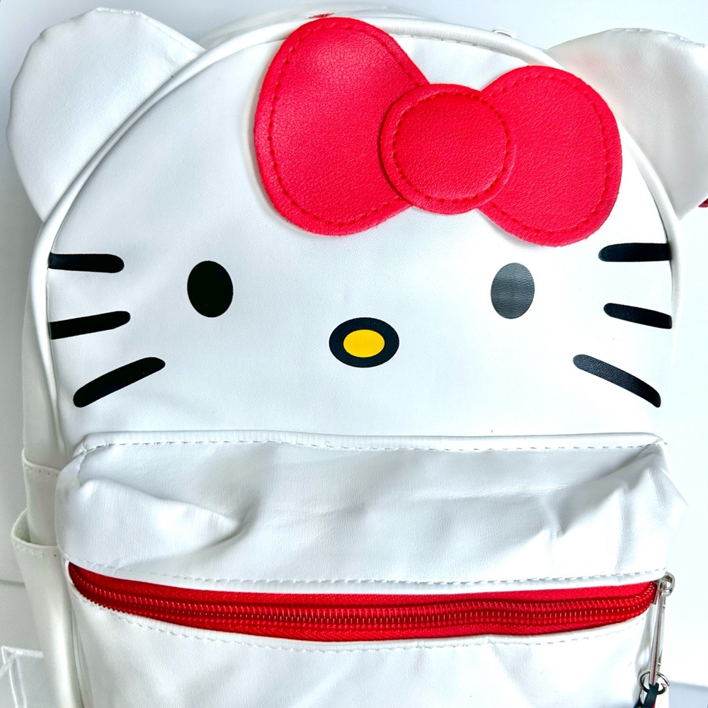 ❤️(HK317) Hello Kitty Adorable 6-Piece Backpack Bundle! - Picture 2 of 13
